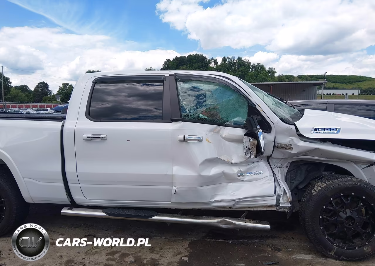 2022 Ram 1500 Laramie 4X4 6'4 Box VIN:1C6SRFRTXNN223047 - 14