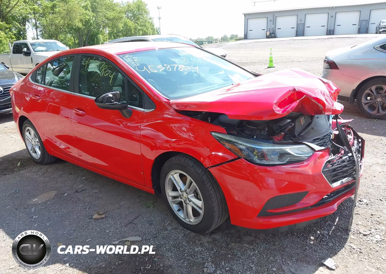 2017 Chevrolet Cruze Lt Auto – zdjęcie 1 z 16