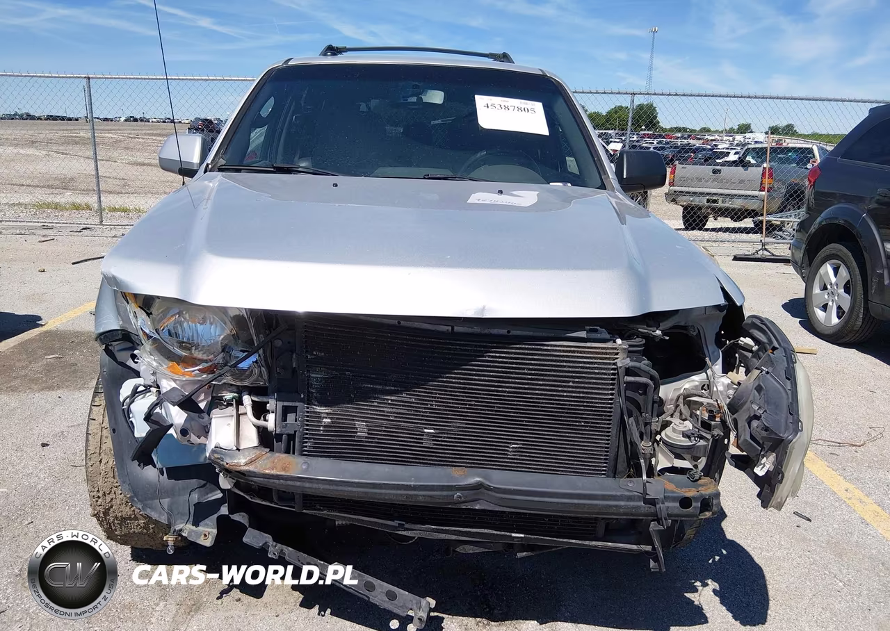 2010 Ford Escape Limited VIN:1FMCU9EG3AKB51895 - 6