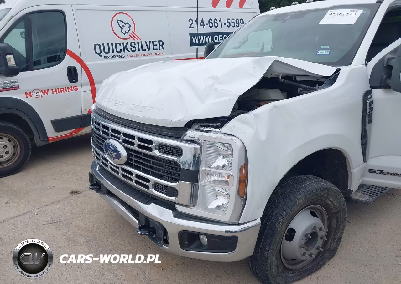 2025 Ford F-350 Chassis Xlt VIN:1FD8W3HTXSEC98186 - 11