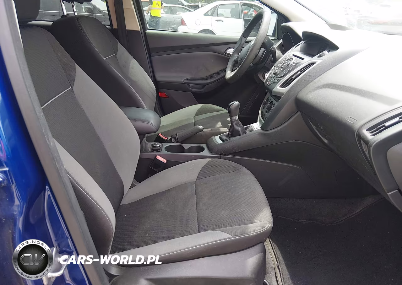 2012 Ford Focus Se VIN:1FAHP3K24CL447499 - 5