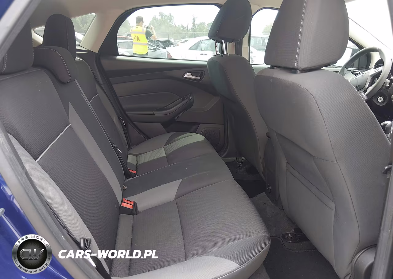 2012 Ford Focus Se VIN:1FAHP3K24CL447499 - 8