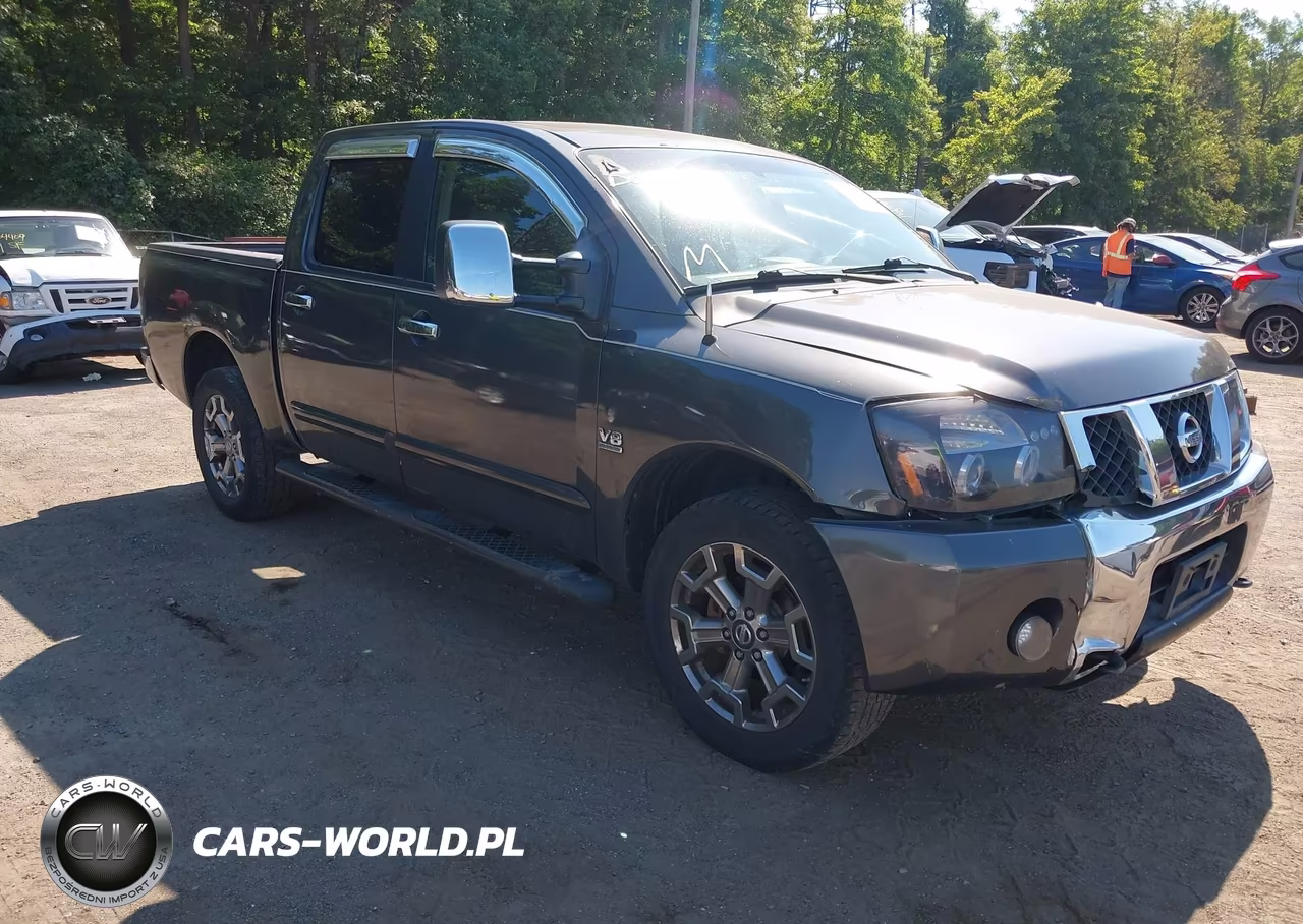 2004 Nissan Titan Le