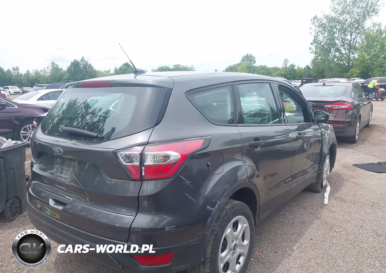2017 Ford Escape S VIN:1FMCU0F70HUA47650 - 4