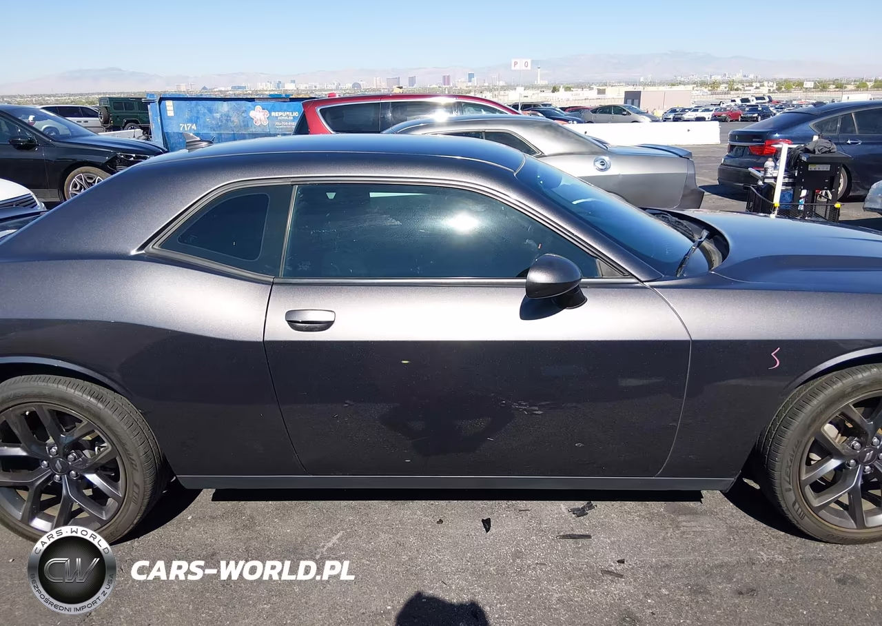 2022 Dodge Challenger Sxt VIN:2C3CDZAG0NH132068 - 13