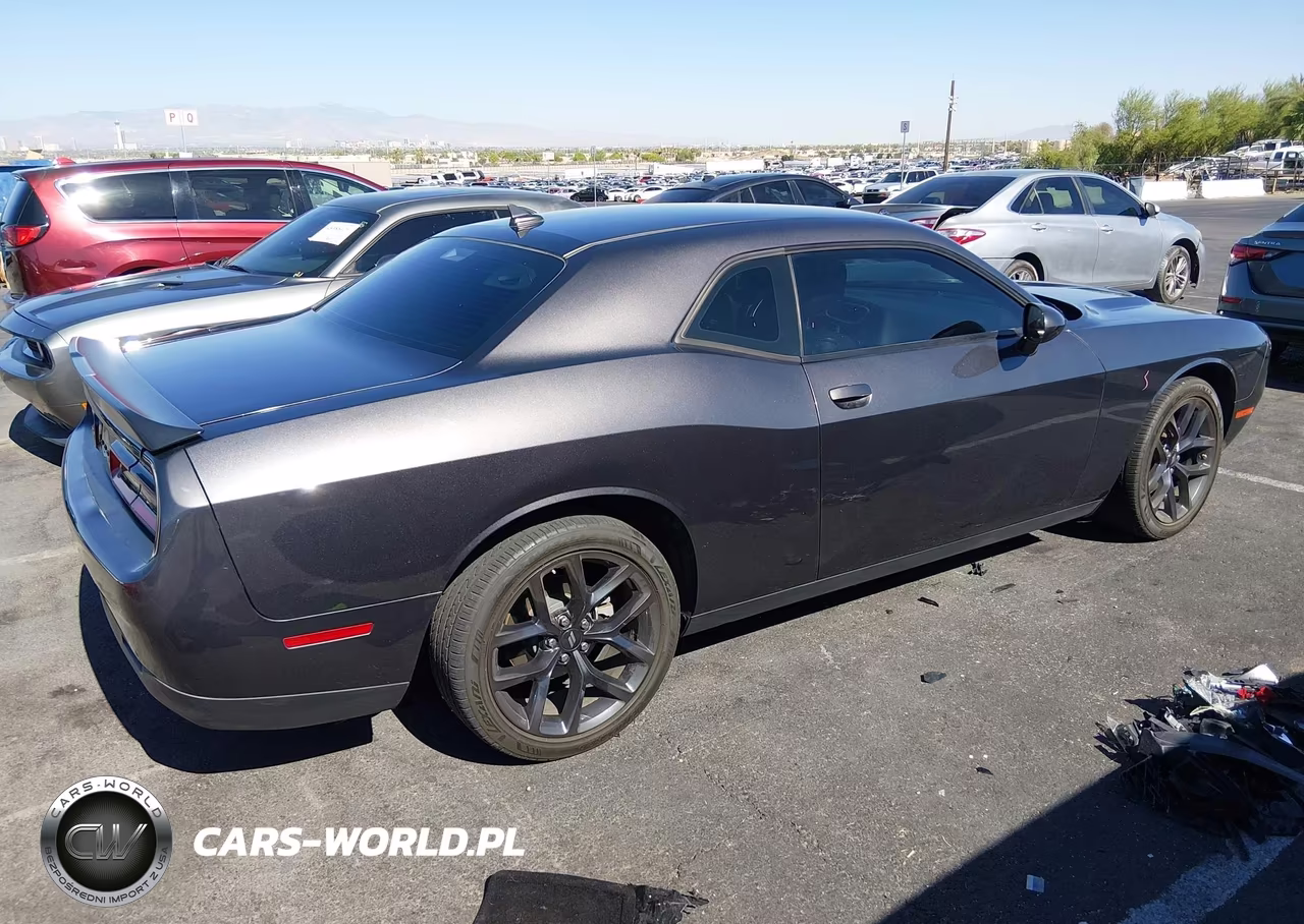 2022 Dodge Challenger Sxt VIN:2C3CDZAG0NH132068 - 4