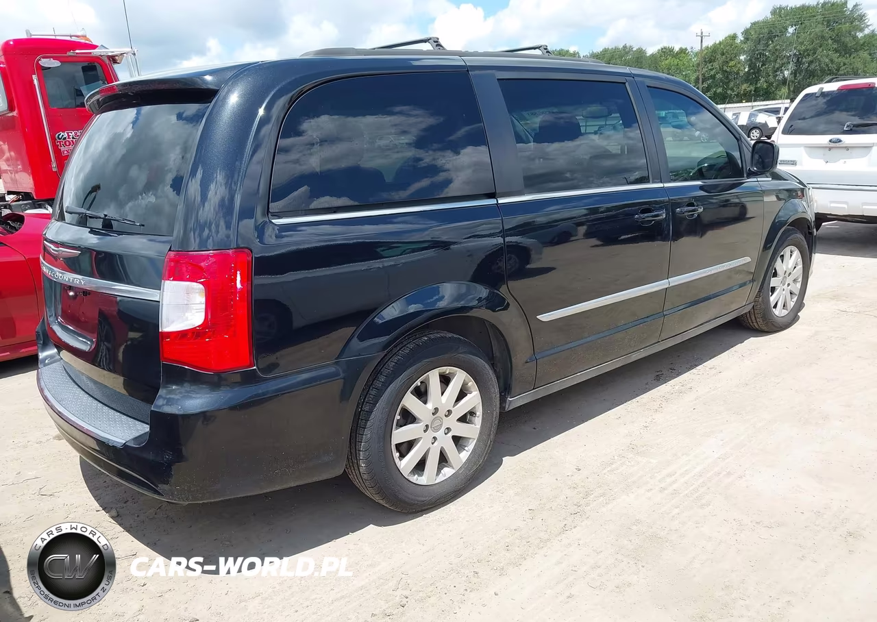 2013 Chrysler Town & Country Touring VIN:2C4RC1BG0DR683988 - 4