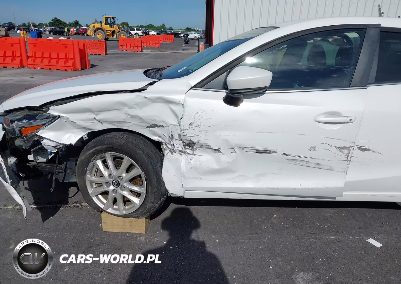 2017 Mazda Mazda3 Sport VIN:3MZBN1U72HM120363 - 6