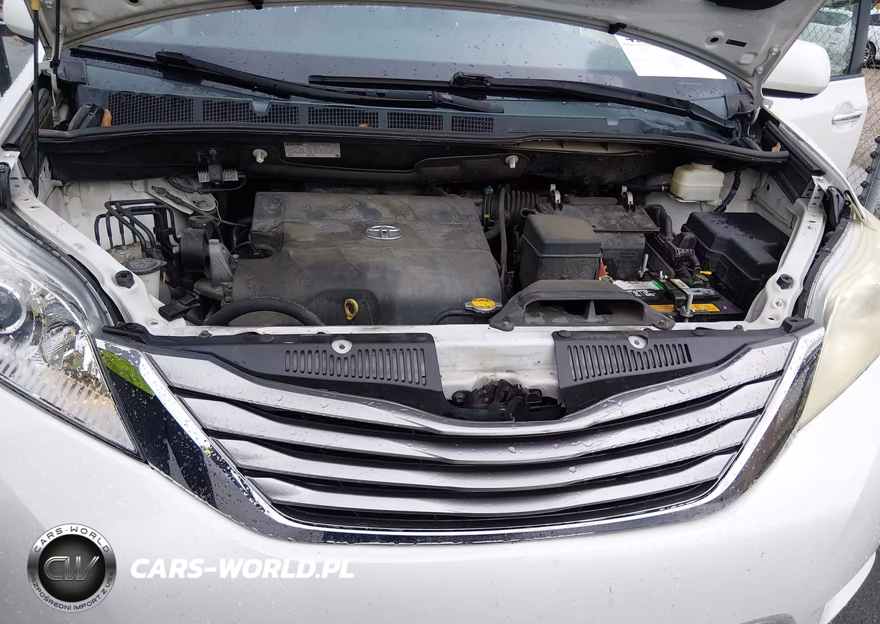 2015 Toyota Sienna Xle 8 Passenger VIN:5TDYK3DC2FS571711 - 10
