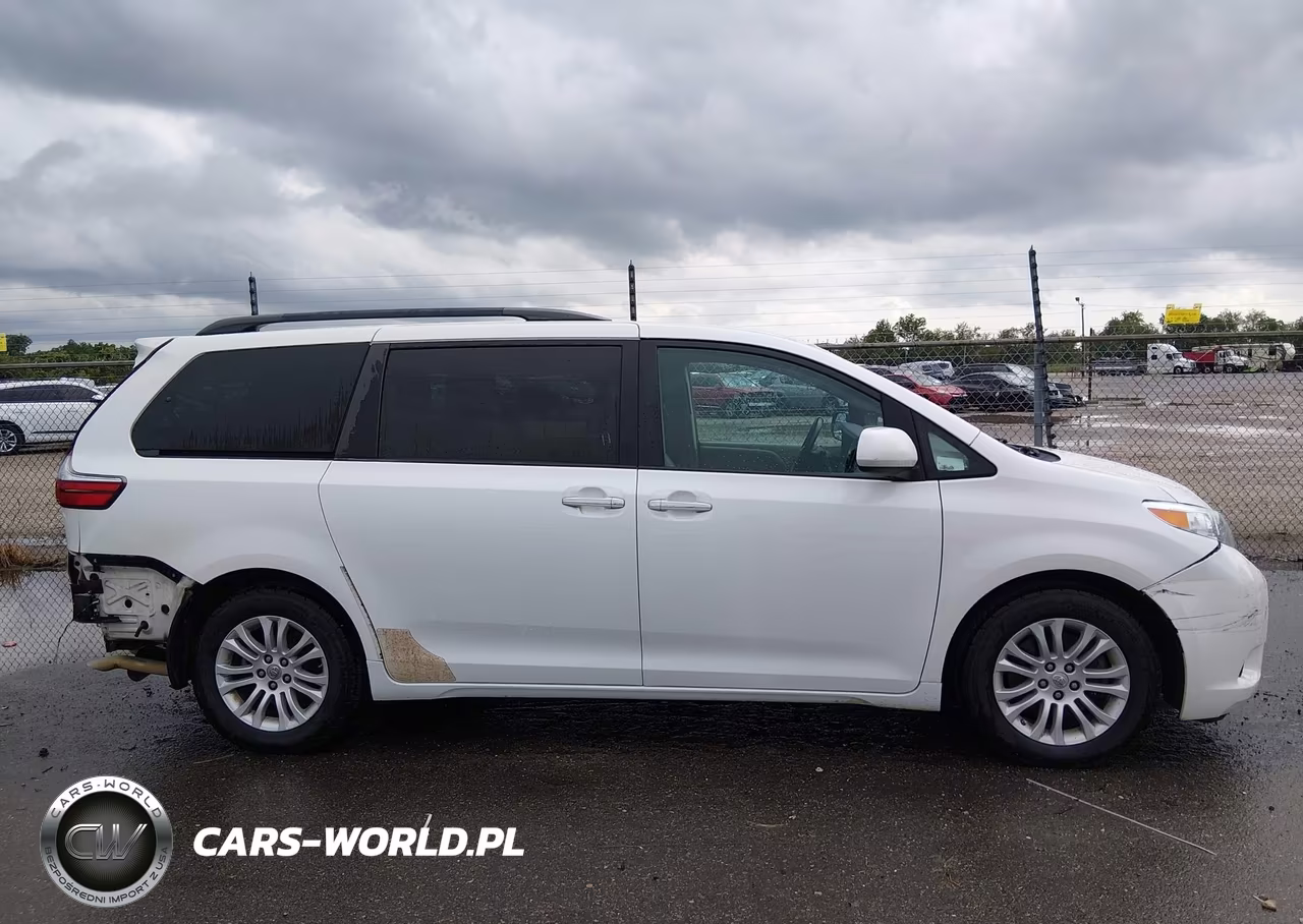 2015 Toyota Sienna Xle 8 Passenger VIN:5TDYK3DC2FS571711 - 14