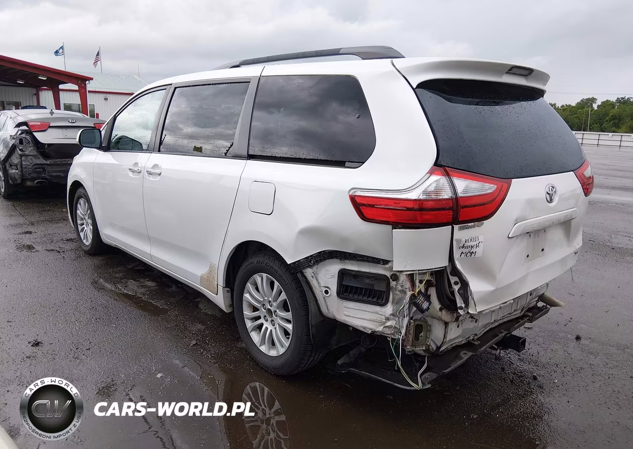 2015 Toyota Sienna Xle 8 Passenger VIN:5TDYK3DC2FS571711 - 3