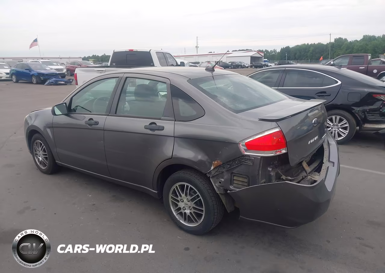 2010 Ford Focus Se VIN:1FAHP3FNXAW133064 - 3