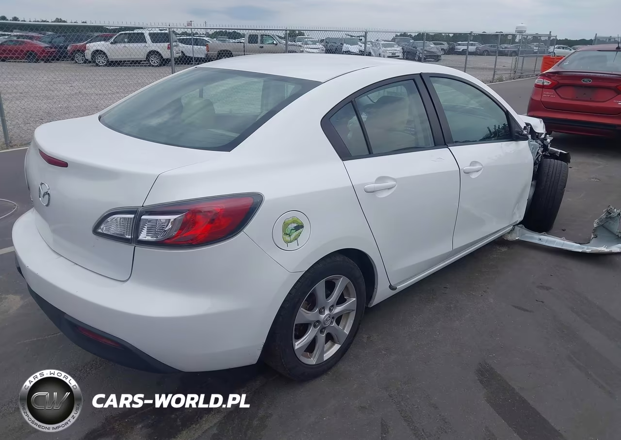 2011 Mazda Mazda3 I Touring VIN:JM1BL1VF0B1458914 - 4