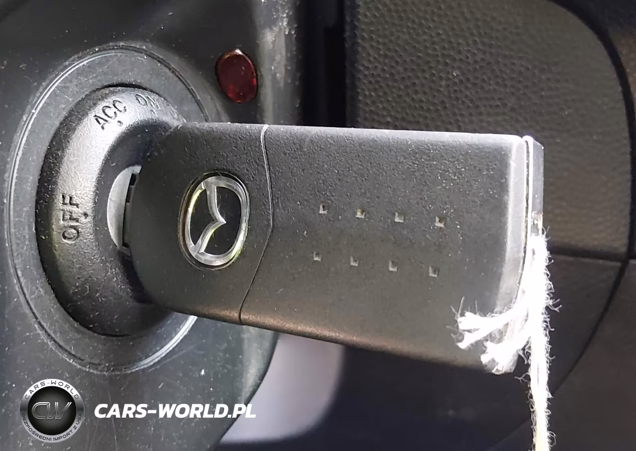 2012 Mazda Mazda3 I Sport VIN:JM1BL1UG0C1544638 - 11