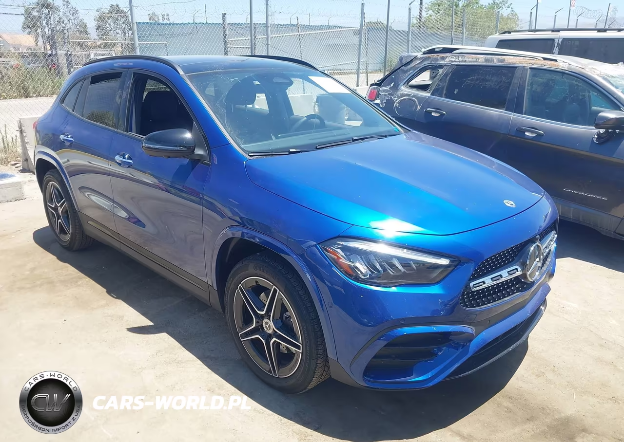 2025 Mercedes-Benz Gla 250 4Matic – zdjęcie 1 z 16