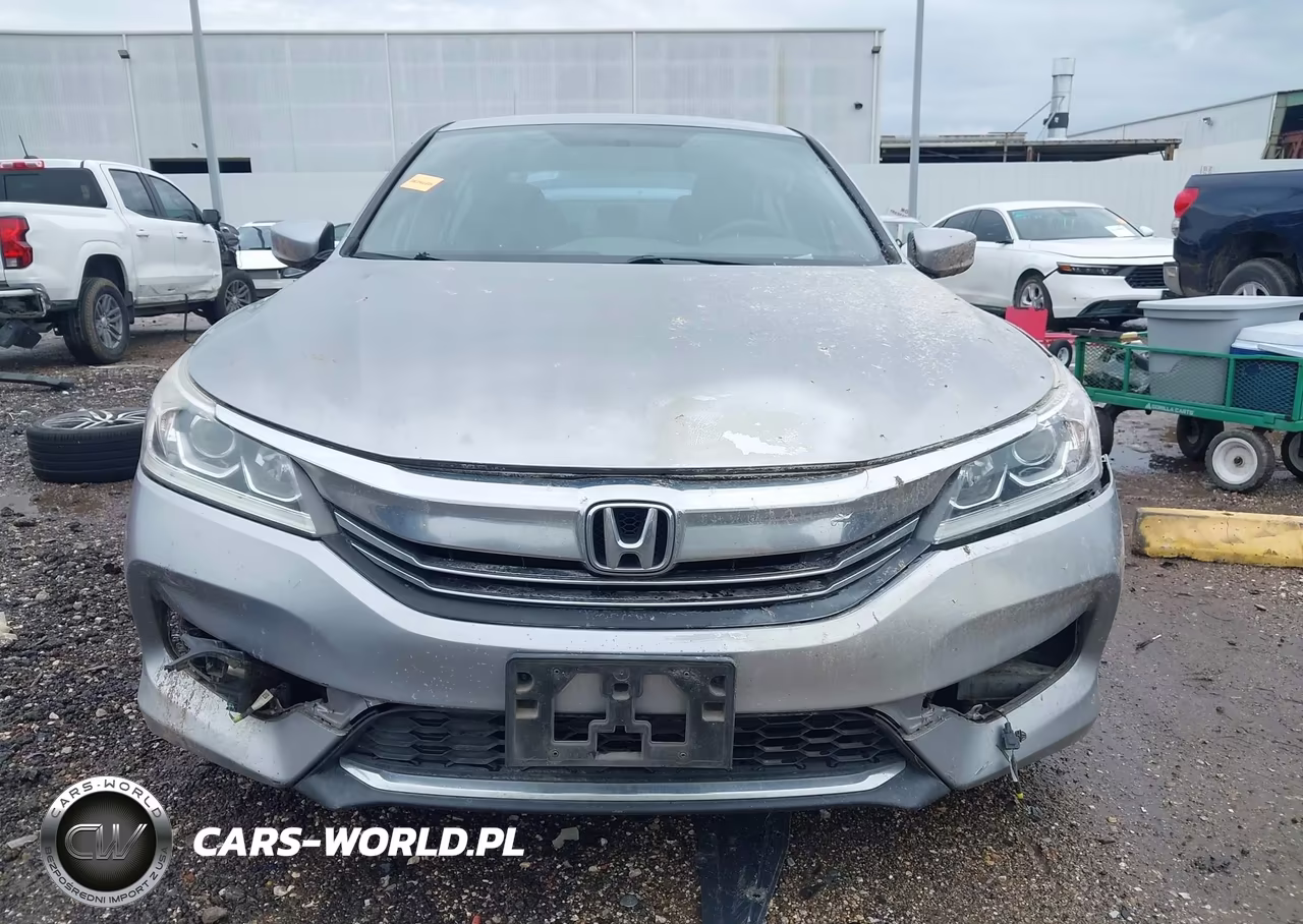 2017 Honda Accord Sport VIN:1HGCR2F58HA117172 - 12