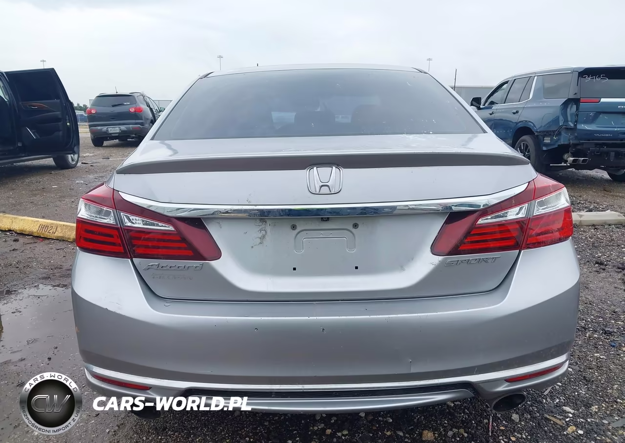 2017 Honda Accord Sport VIN:1HGCR2F58HA117172 - 16