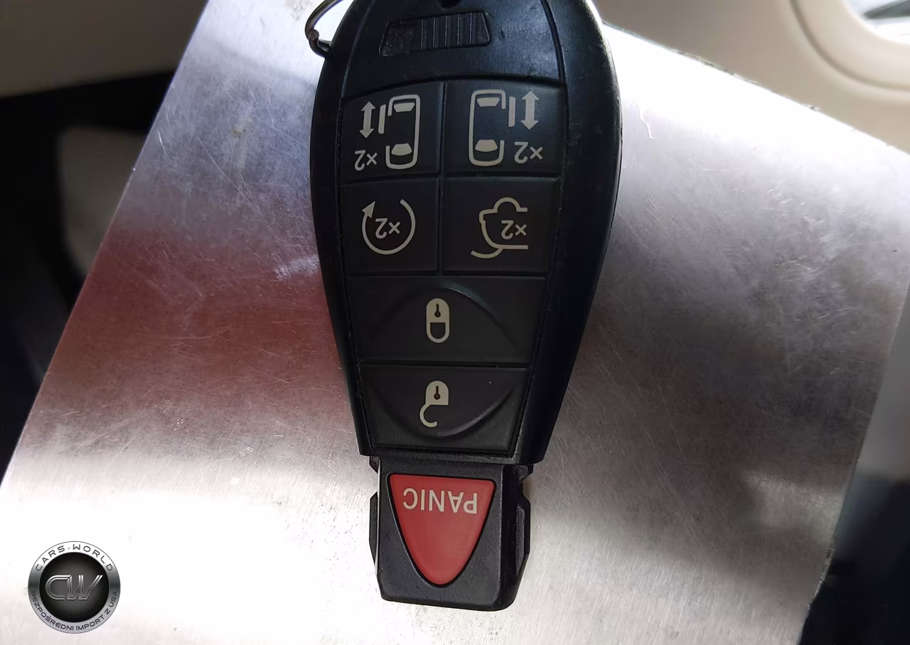 2018 Dodge Grand Caravan Sxt VIN:2C4RDGCG4JR300810 - 11