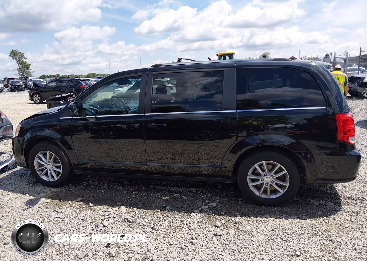 2018 Dodge Grand Caravan Sxt VIN:2C4RDGCG4JR300810 - 14