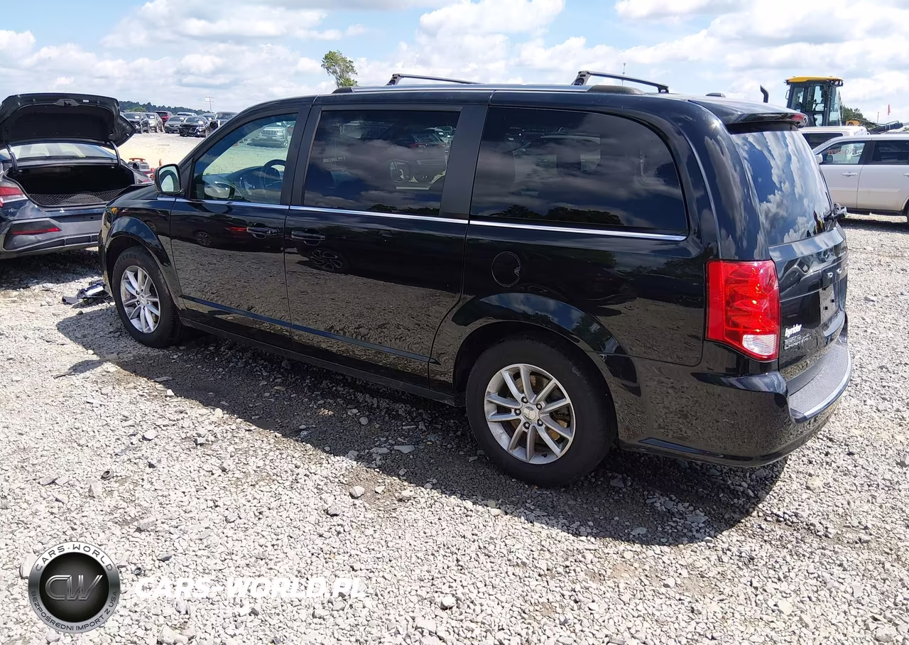 2018 Dodge Grand Caravan Sxt VIN:2C4RDGCG4JR300810 - 3