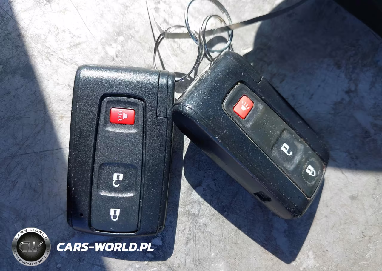 2007 Toyota Prius VIN:JTDKB20U377618982 - 11