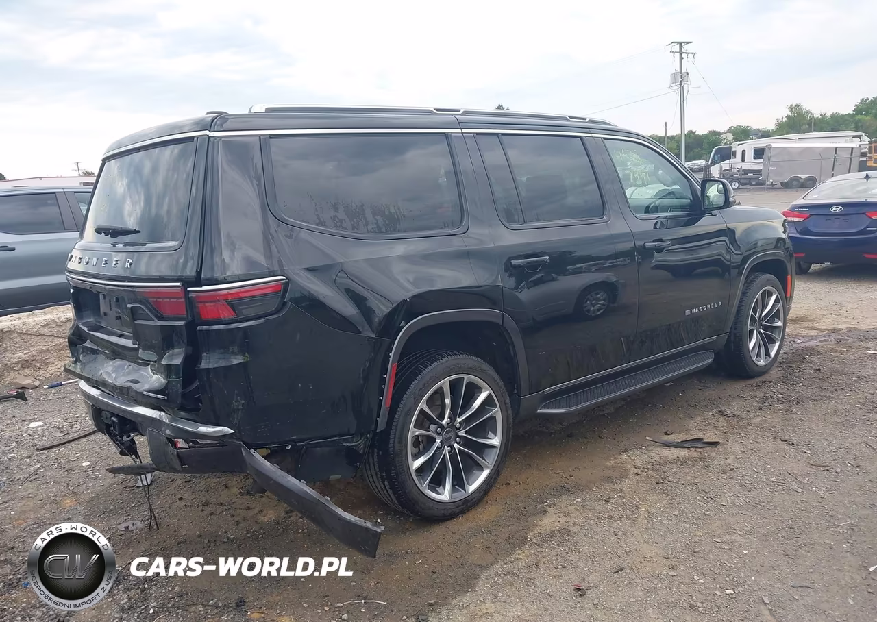 2022 Jeep Wagoneer Series Ii 4X4 VIN:1C4SJVBT5NS113254 - 4