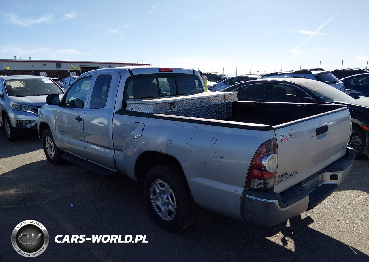 2012 Toyota Tacoma VIN:5TFTX4CN8CX014344 - 3