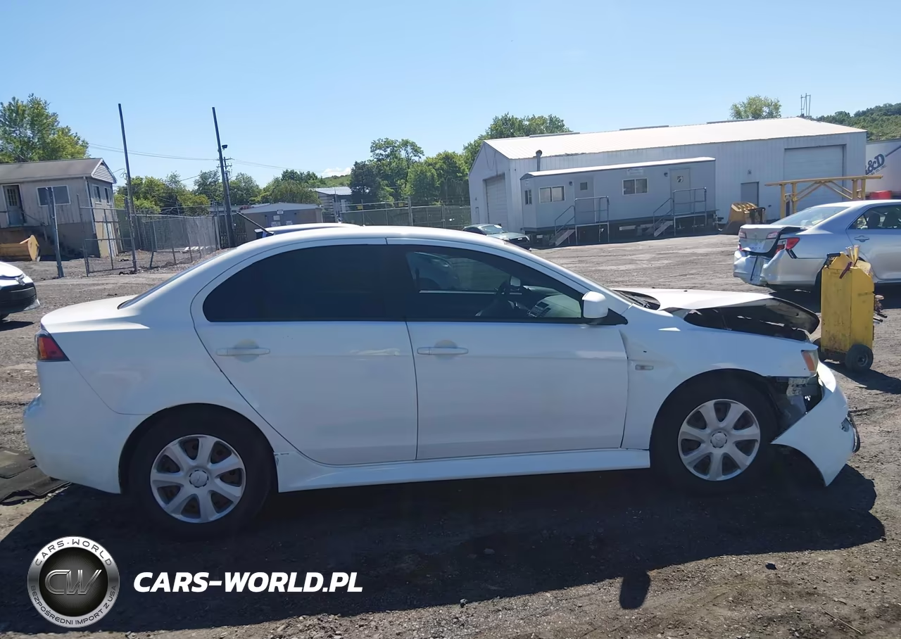 2013 Mitsubishi Lancer Es VIN:JA32U2FUXDU020563 - 13