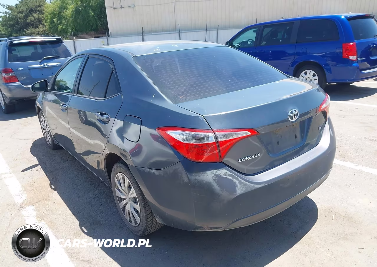 2015 Toyota Corolla Le VIN:5YFBURHE9FP333653 - 3