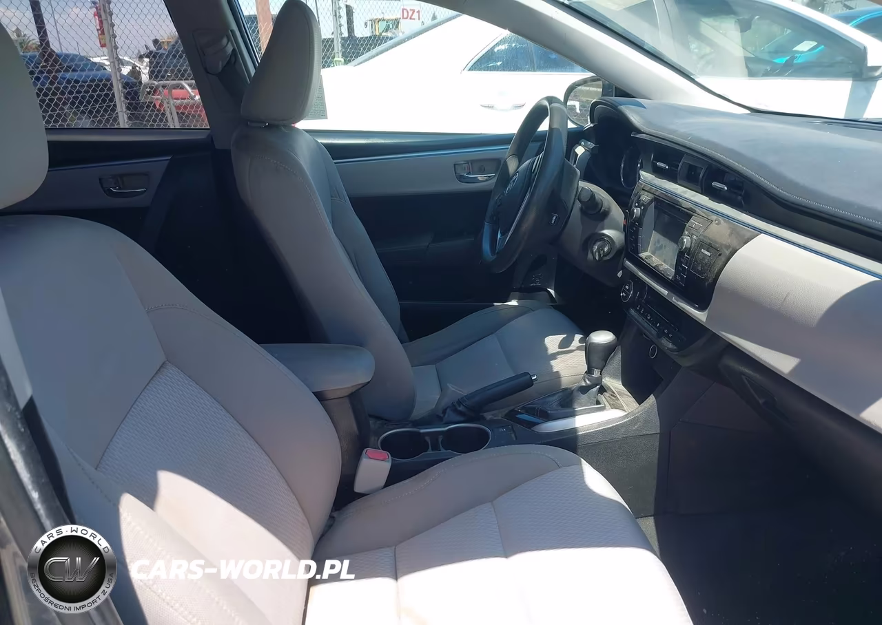 2015 Toyota Corolla Le VIN:5YFBURHE9FP333653 - 5