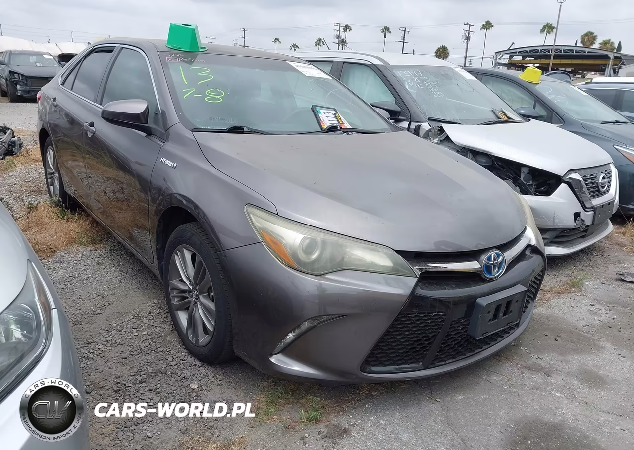 2015 Toyota Camry Hybrid Se – zdjęcie 1 z 17