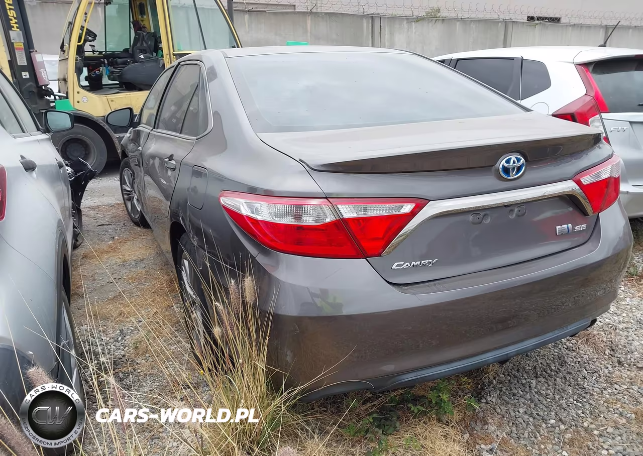 2015 Toyota Camry Hybrid Se VIN:4T1BD1FK0FU164969 - 3