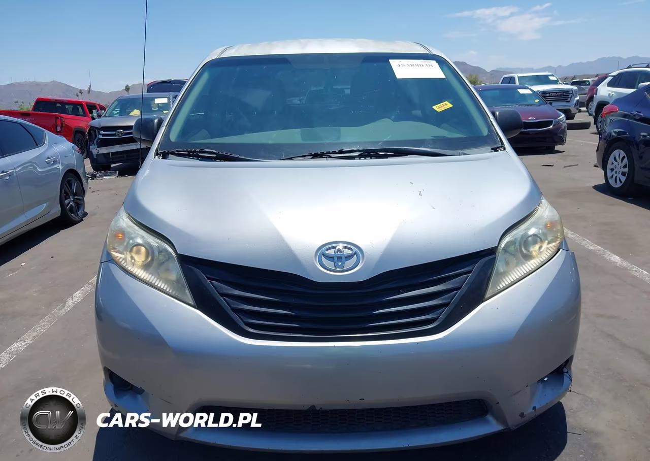 2012 Toyota Sienna Base V6 7 Passenger VIN:5TDZK3DC1CS181540 - 13