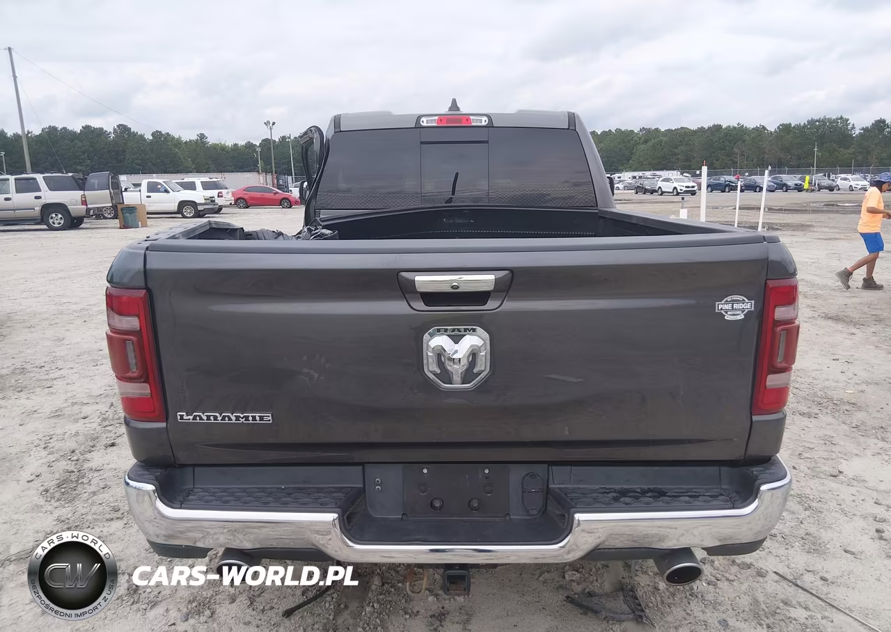 2020 Ram 1500 Laramie 4X4 6'4 Box VIN:1C6SRFDT8LN227540 - 16