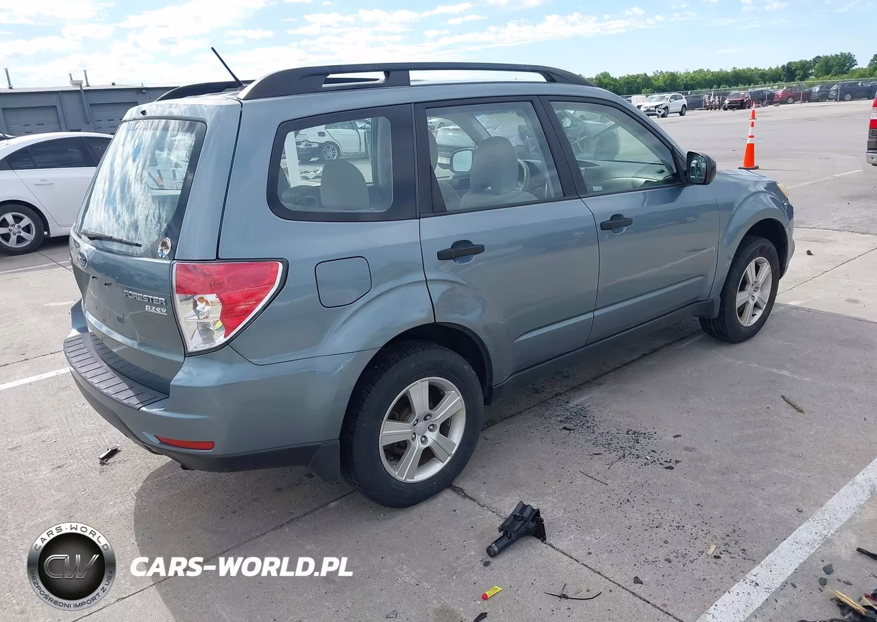 2013 Subaru Forester 2.5X VIN:JF2SHABC4DH423168 - 4