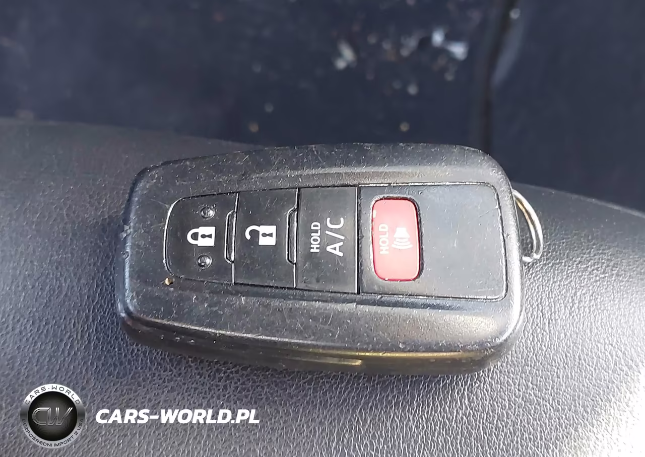 2021 Toyota Prius Prime Xle VIN:JTDKAMFP5M3164849 - 11