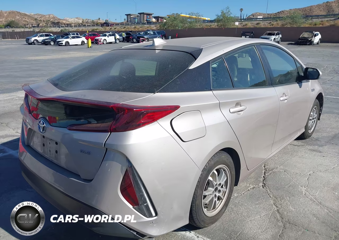2021 Toyota Prius Prime Xle VIN:JTDKAMFP5M3164849 - 4