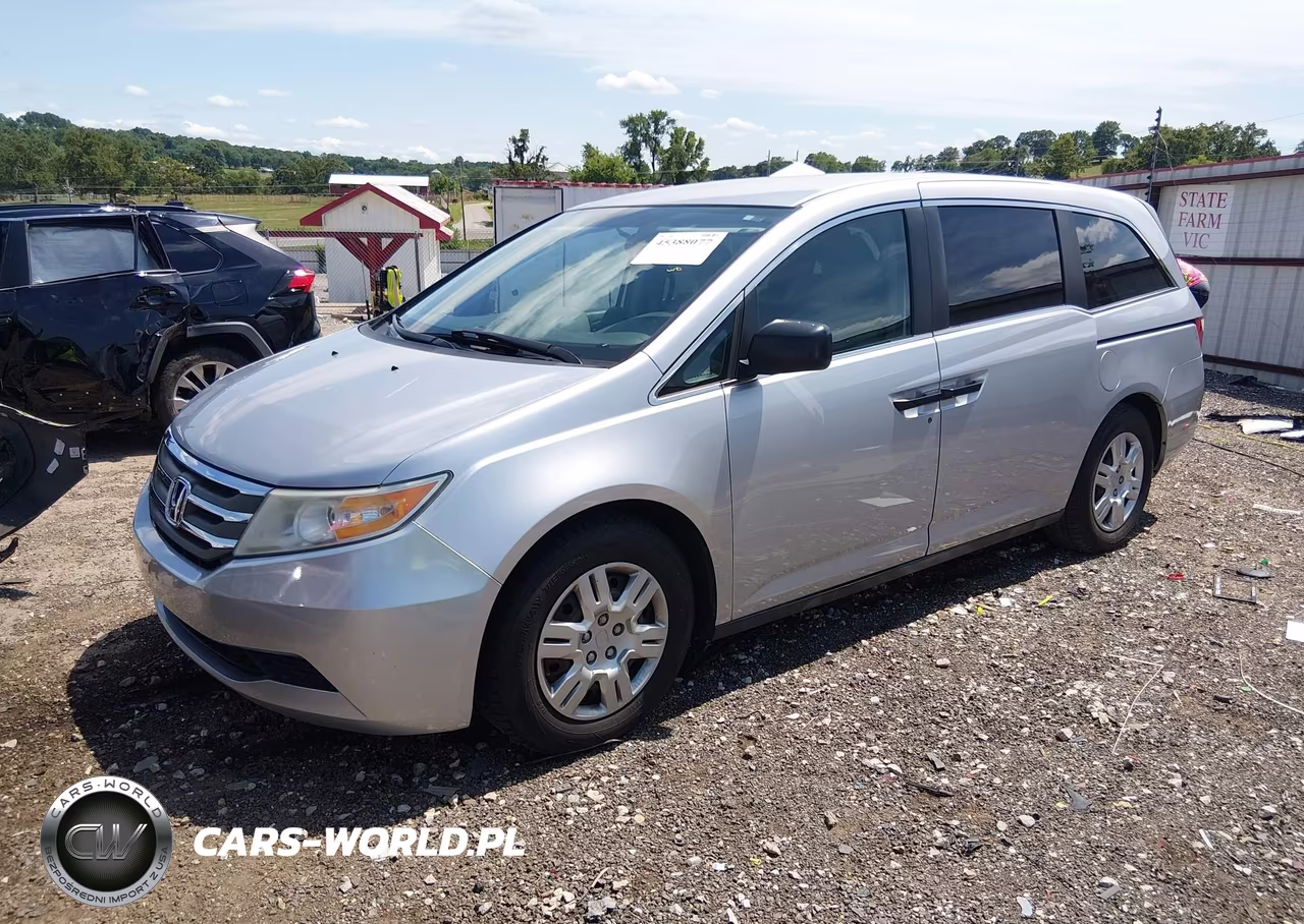 2013 Honda Odyssey Lx VIN:5FNRL5H28DB028816 - 2