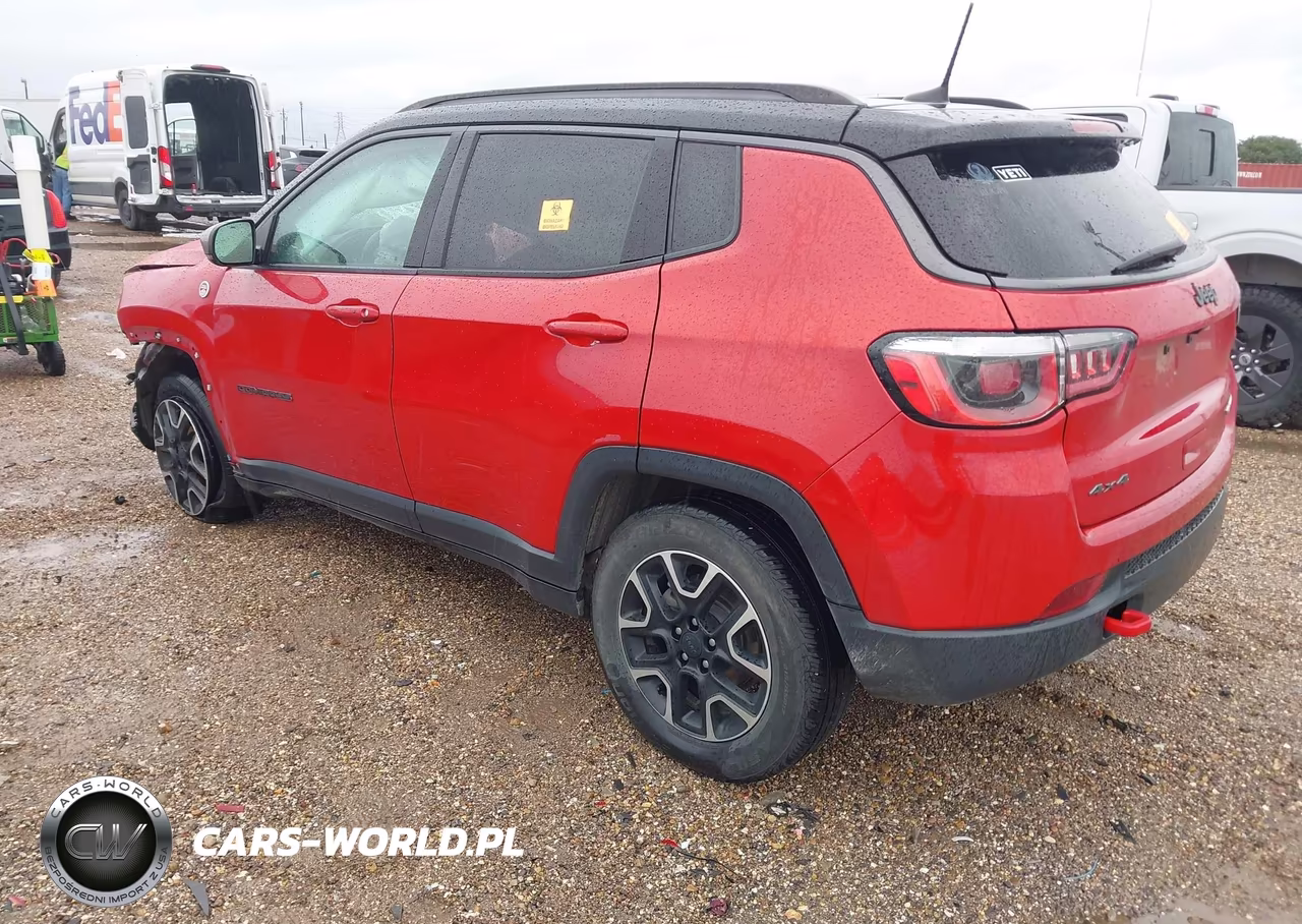 2020 Jeep Compass Trailhawk 4X4 VIN:3C4NJDDB7LT111769 - 3