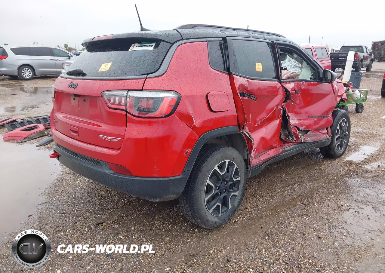 2020 Jeep Compass Trailhawk 4X4 VIN:3C4NJDDB7LT111769 - 4