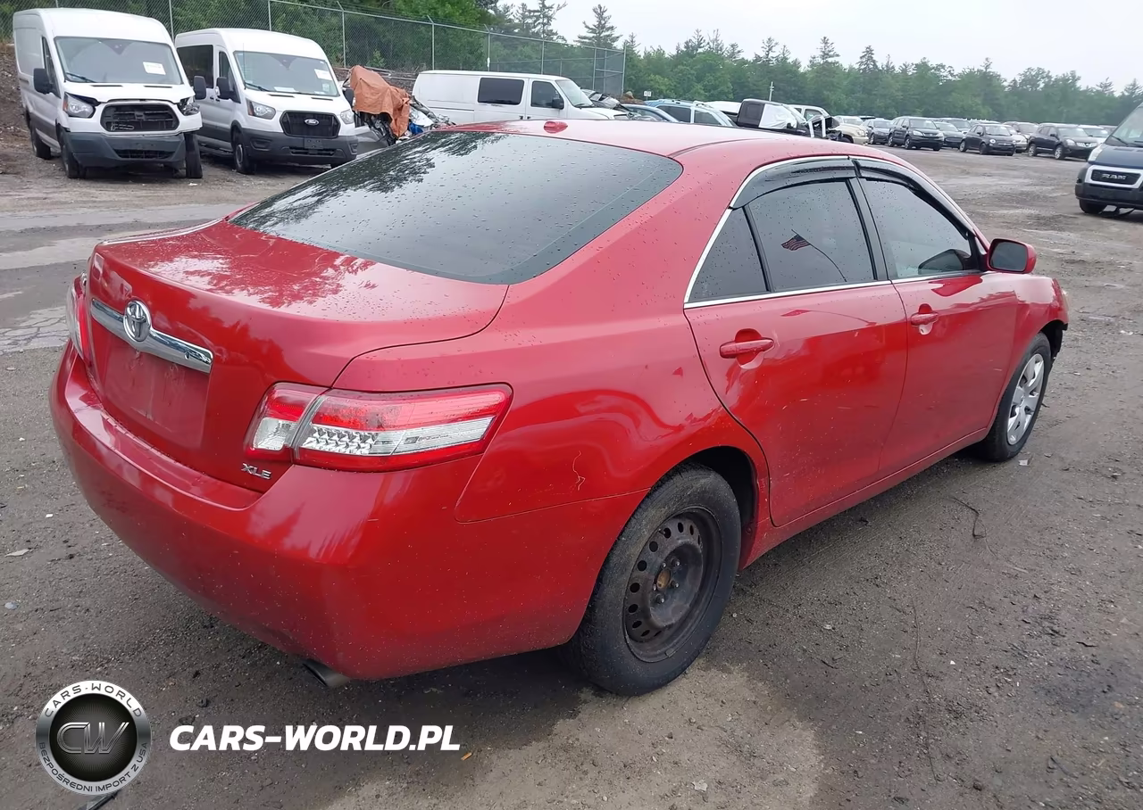 2010 Toyota Camry Xle VIN:4T1BF3EK8AU516776 - 4