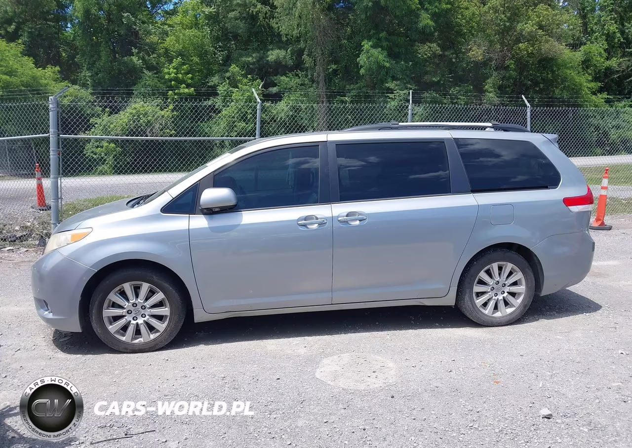2011 Toyota Sienna Limited VIN:5TDDK3DC2BS024253 - 14