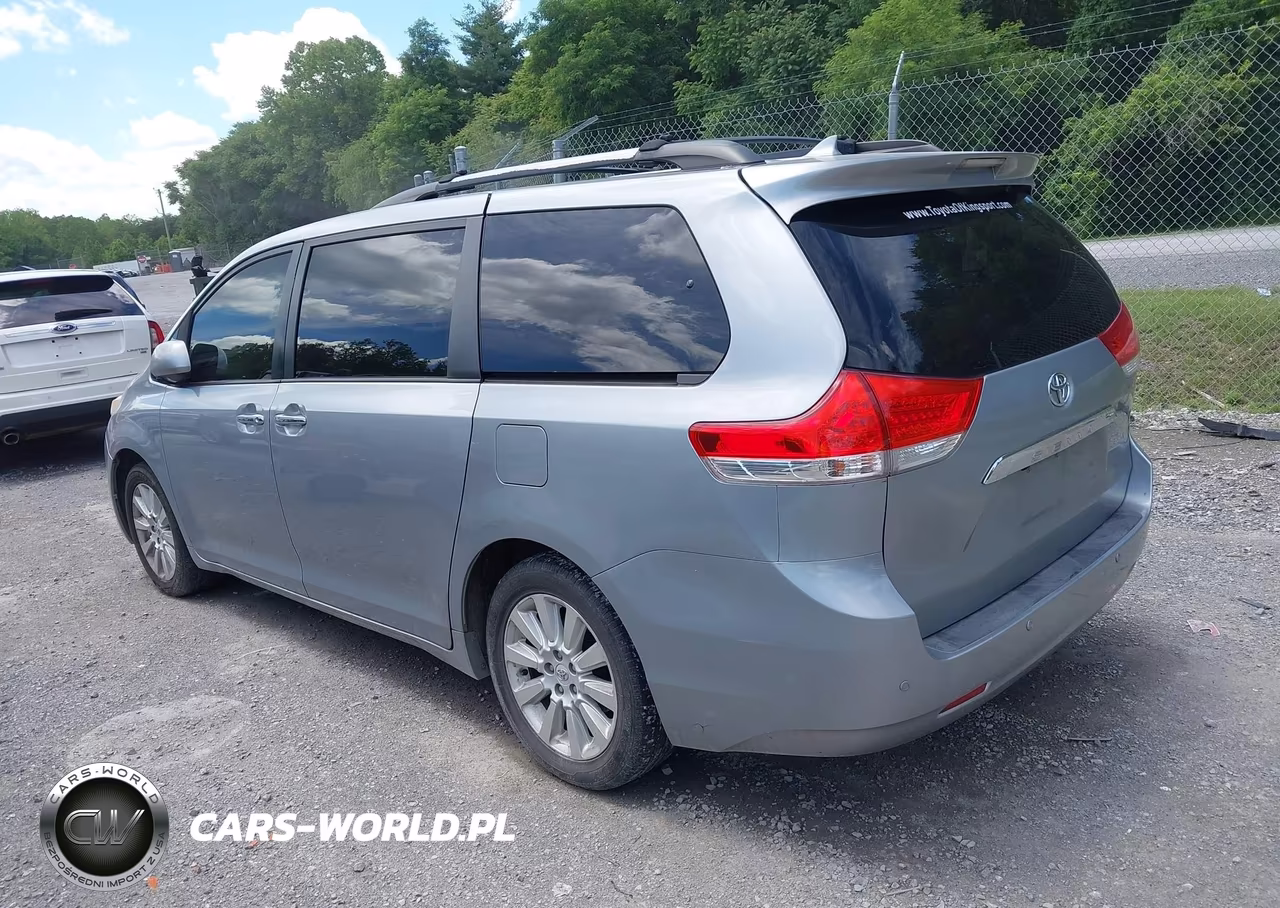 2011 Toyota Sienna Limited VIN:5TDDK3DC2BS024253 - 3