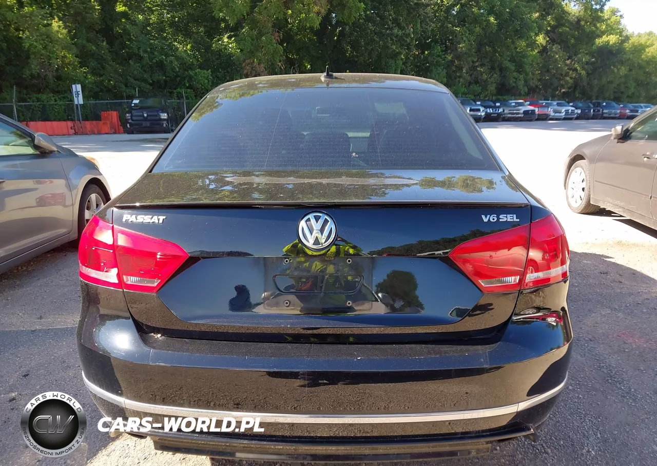 2015 Volkswagen Passat 3.6L V6 Sel Premium VIN:1VWCM7A39FC020190 - 16