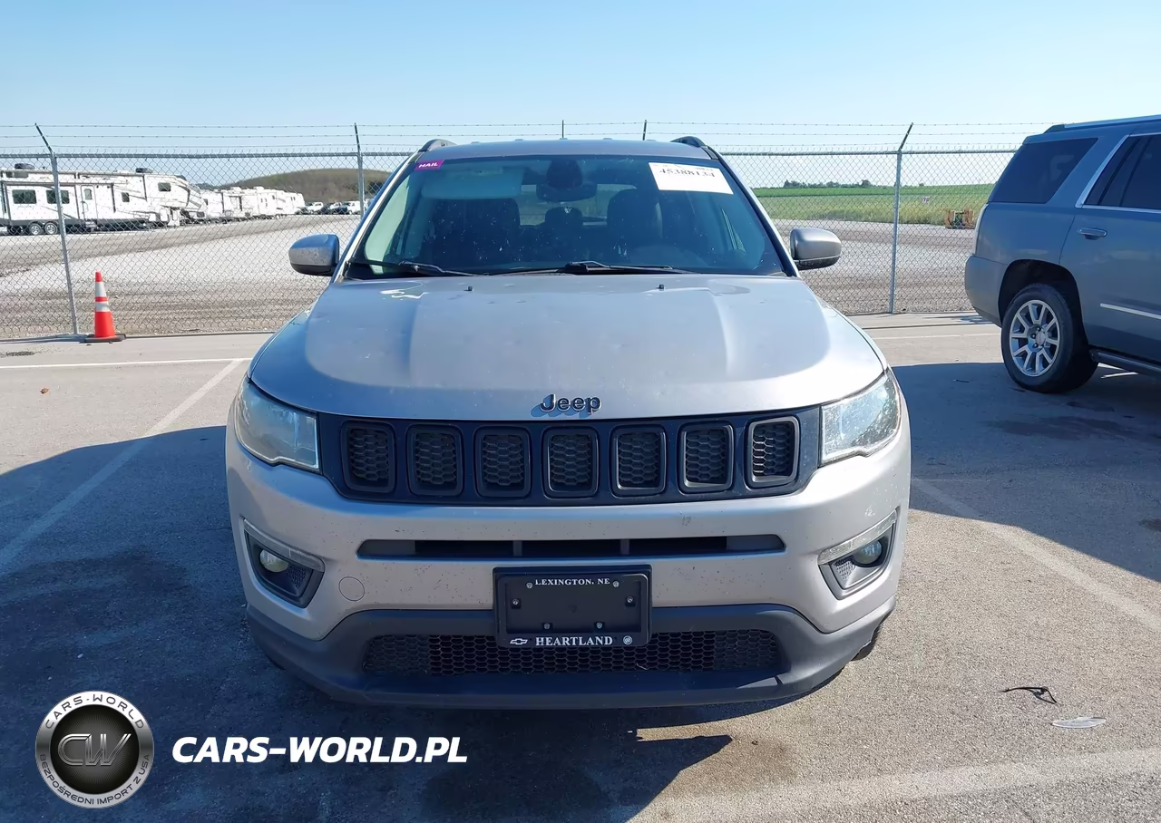 2018 Jeep Compass Latitude 4X4 VIN:3C4NJDBB9JT337425 - 12