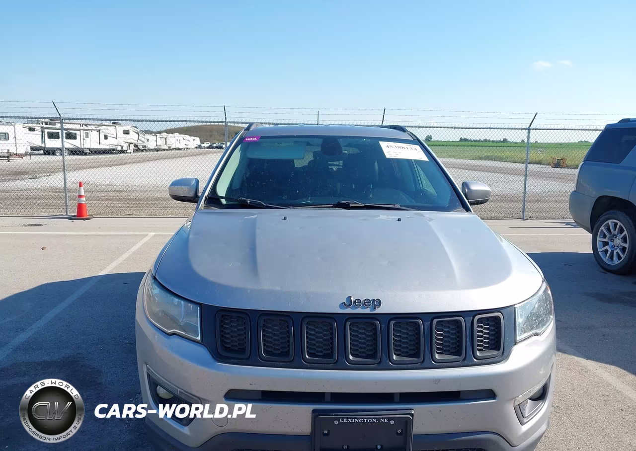 2018 Jeep Compass Latitude 4X4 VIN:3C4NJDBB9JT337425 - 6