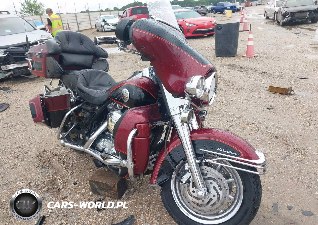 2001 Harley-Davidson Flhtcui – zdjęcie 1 z 12