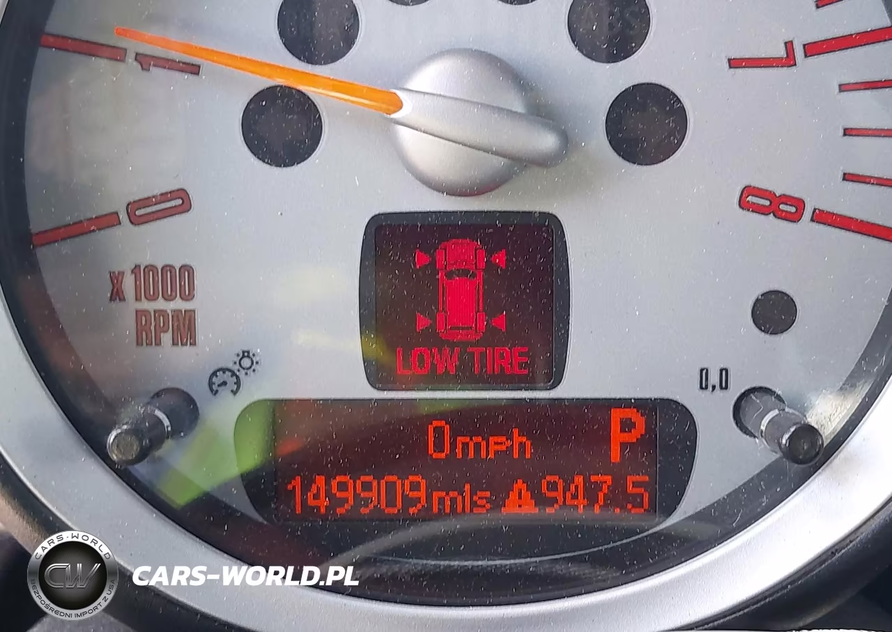 2009 Mini Cooper VIN:WMWMF33579TW76575 - 7