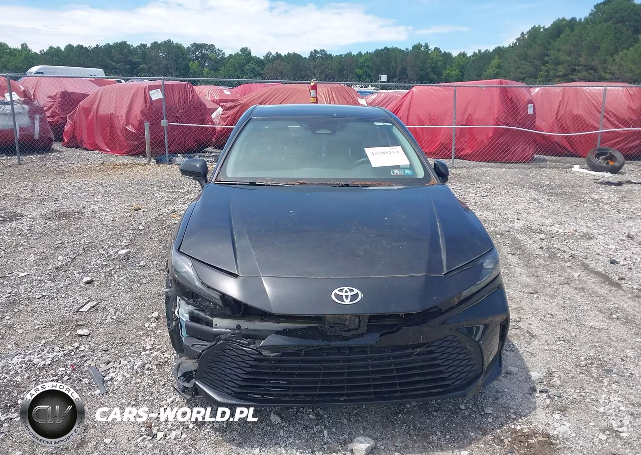 2025 Toyota Camry Le VIN:4T1DAACK7SU513495 - 12