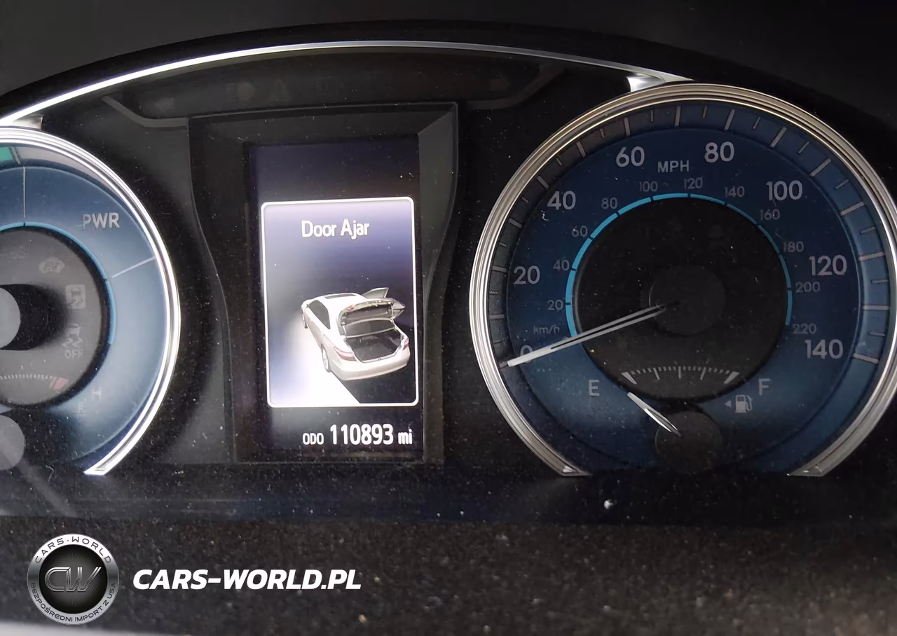 2015 Toyota Camry Hybrid Le VIN:4T1BD1FK5FU152185 - 14
